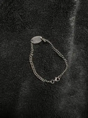 안티도트 바이어스 클럽 실버 트위스트 체인 팔찌