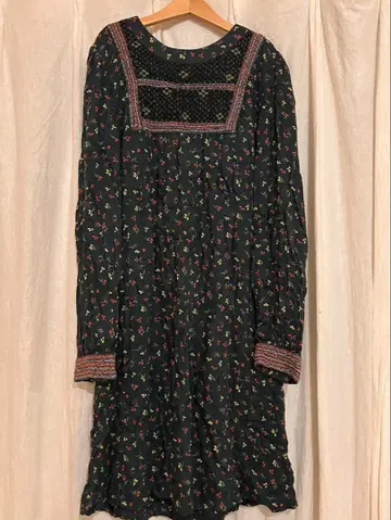 MADRAS 플로럴 프린트 긴팔 원피스