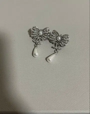 빈티지 귀걸이 로고 cc