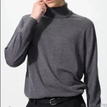 2장 세트 유니클로 메리노 터틀넥