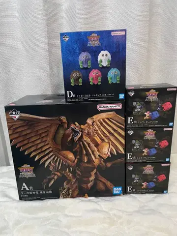 유희왕 제일복권 A상 라의 익신룡 & 미니 피규어 세트