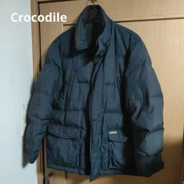새상품급 크로커다일 다크 네이비 다운 자켓