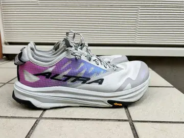 ALTRA MONT BLANC CARBON x SOAR