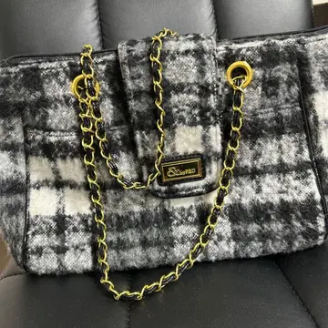 & by P&D 체크 무늬 핸드백