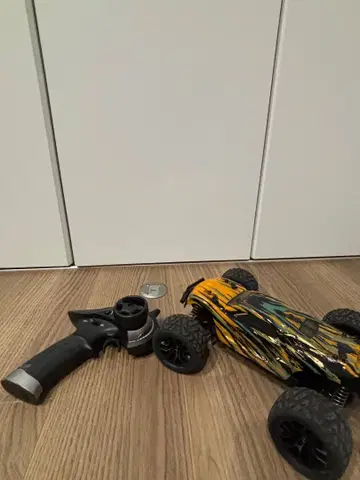 무선 조종 자동차 오렌지/블랙 리모컨 포함