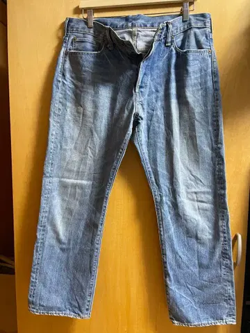 브루나보인 라이트 블루 스트레이트 데님