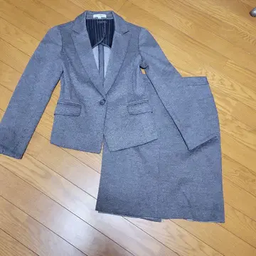 나라 까미체 차콜 그레이 셋업