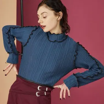 INella 랜덤 턱 멜로우 니트탑