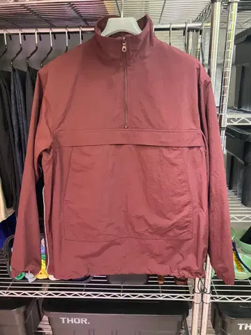 COMFORTABLE REASON Warm Up PO Jacket 23