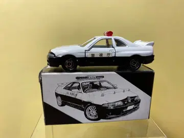 토미카 이이노 특주 닛산 스카이라인 GT-R R33 순찰차