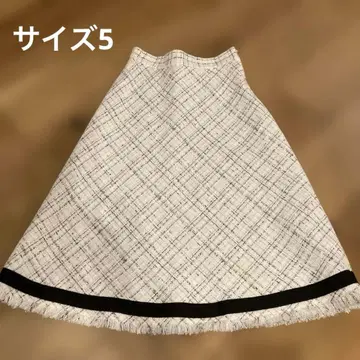 마리에 체크 무늬 플레어 스커트 사이즈 5