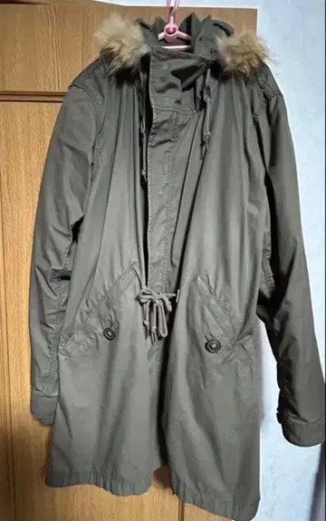 BACK NUMBER 올리브 그린 모즈 코트 퍼 포함