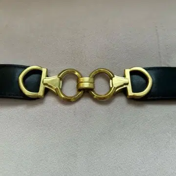 SNIDEL 블랙 가죽 벨트 골드 금장 장식