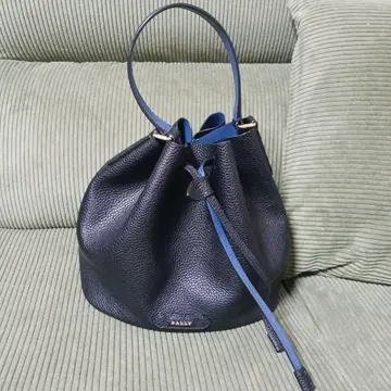 BALLY 버킷백 블랙