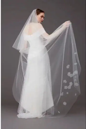 THE TREAT DRESSING 나비 롱 베일