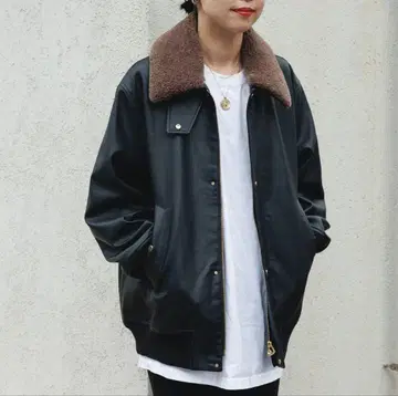 완판템! ADAM ET ROPE 보아 옷깃 블랙 가죽 자켓