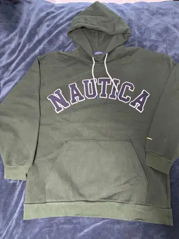 기간 한정 판매 NAUTICA 프론트 로고 맨투맨 올리브 그린 XL