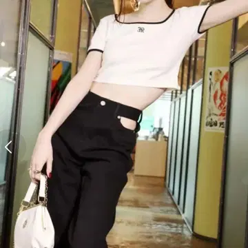 [ 새상품급/세일 ] EVRIS 오픈 허리 와이드 데님 팬츠