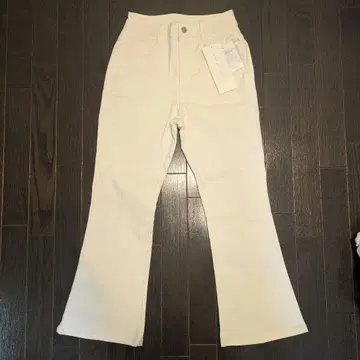 고베 레터스 Petitle 하이웨스트 센터 심 세미 플레어 데님 팬츠