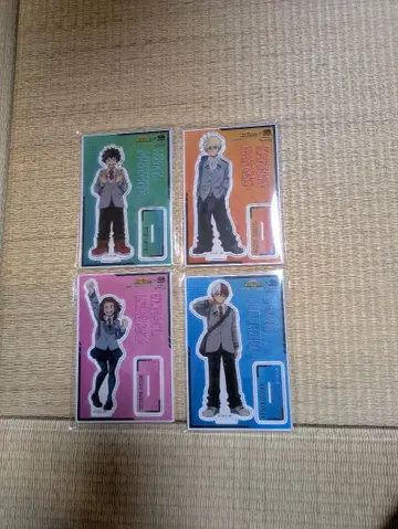 아크릴 스탠드 4 캐릭터 세트