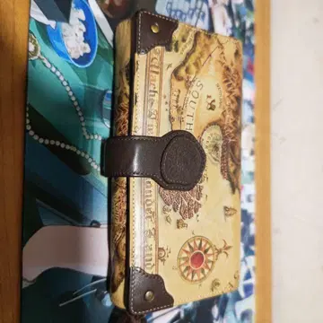 지도안의 가죽 장지갑