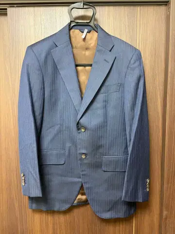 수트 아자부 테일러 카노니코