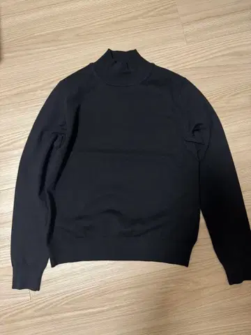 띠어리 니트 블랙