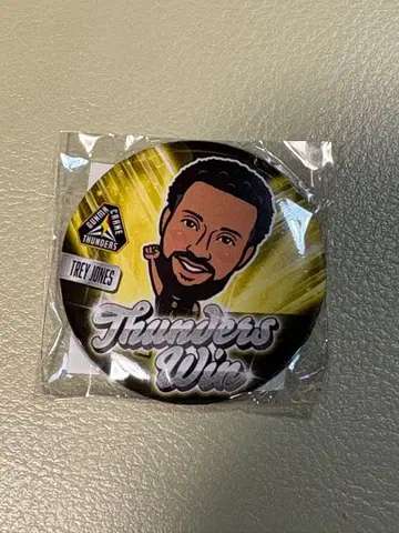 트레이 존스 군마 클레인 썬더스