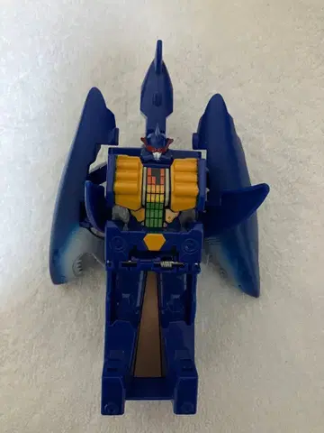 유니트로본 샤크벤딩머신