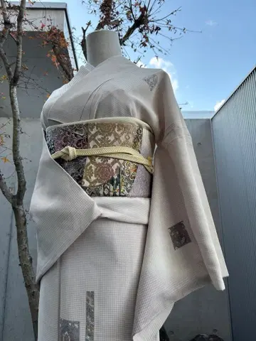 고급 쓰케사게 베이지 금 부품