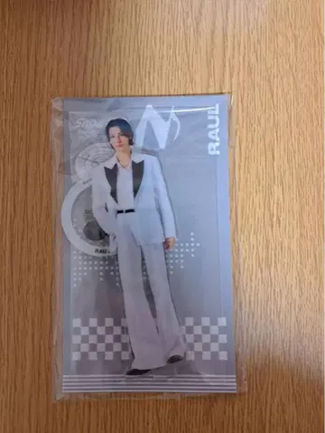 SnowMan 라울 아크릴 스탠드 수트 스타일