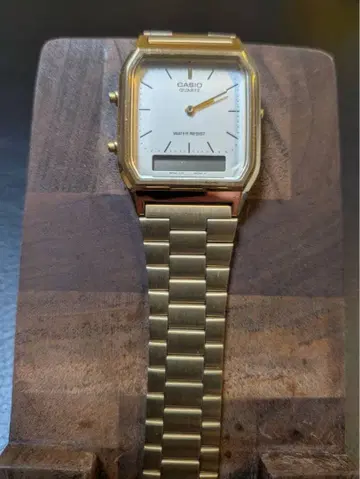CASIO 골드 손목시계