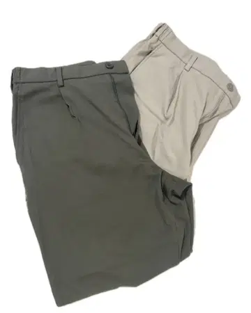 [ UNIQLO ] 턱 와이드 팬츠 M 사이즈