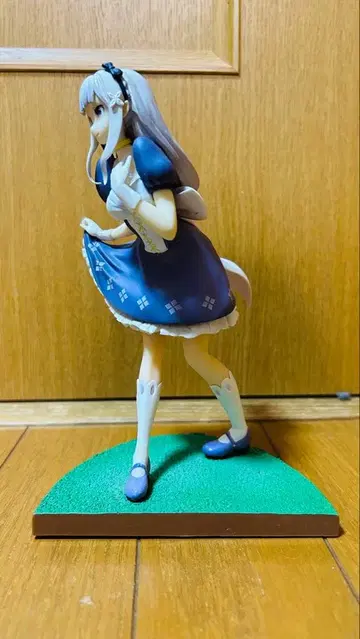 리제로 에밀리아 피규어