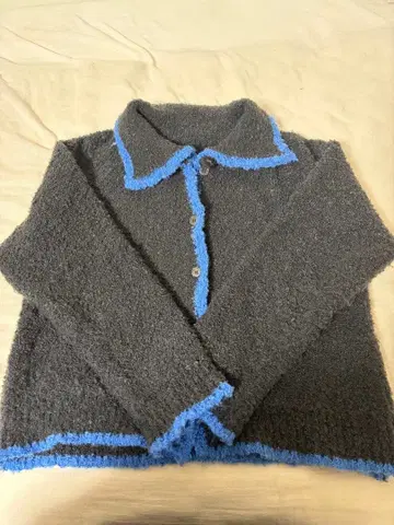 그레이와 파랑의 복슬복슬 가디건