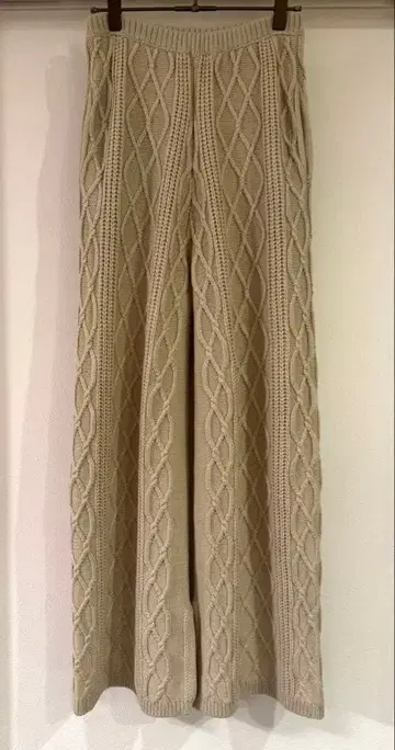 Gready Brilliant 니트 팬츠