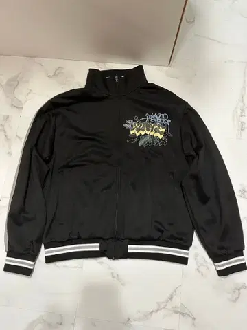 XLARGE 블랙 트랙 자켓 M