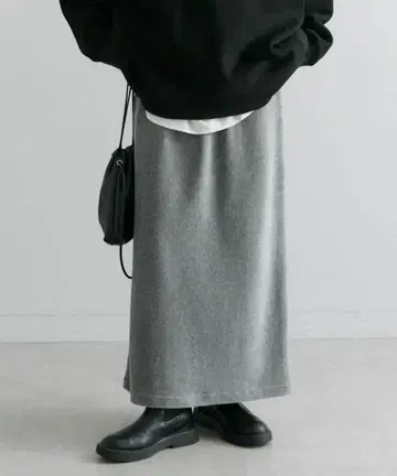 새상품급 PUAL CE CIN 스트레치 코르듀로이 스커트
