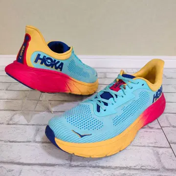 HOKA ONE ONE 호카오네오네 ARAHI7 아라히 스니커즈 28