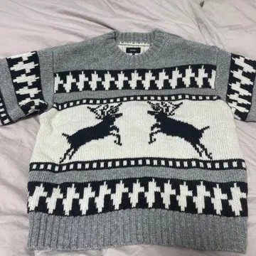 [ 새상품 미사용 ] BEAMS 사슴 패턴 니트 스웨터 S