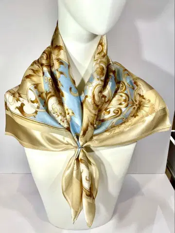 [ 미사용 새상품 ] 실크 100% 노포 요코하마 스카프 베이지