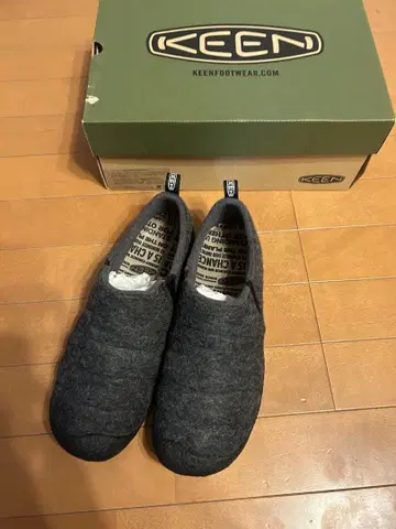 미사용 새상품 KEEN 하우저II 모크 슈즈 슬립온 그레이