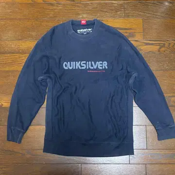 Quiksilver 네이비 트레이닝복