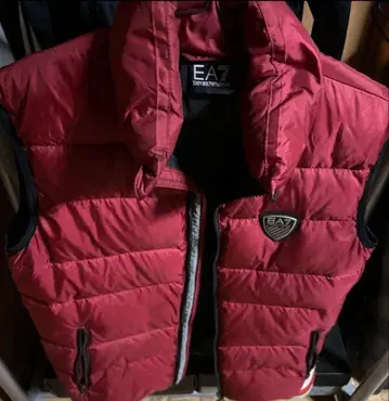 EA7 엠포리오 아르마니 다운 베스트