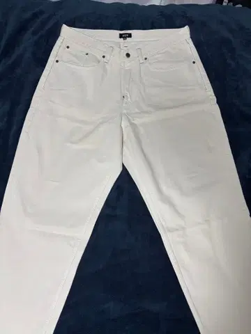 HUF 화이트 데님 팬츠 36