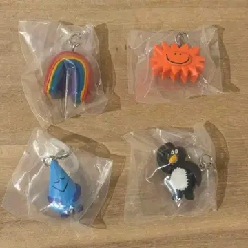 다이스케 콘도 메지루시 액세서리 4개 묶음 판매