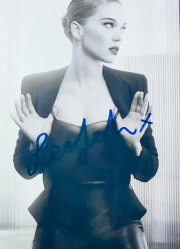 007 노 타임 투 다이 레어 세드 직필 사인 포함 사진 p3