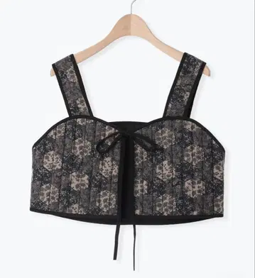 사만사 모스모스 뷔스티에 패치워크풍 꽃무늬 퀼트 뷔스티에 블랙