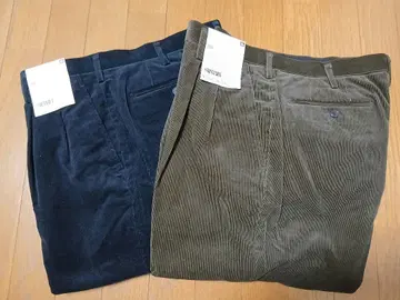 새상품 W88/L80 코듀로이 팬츠 2개(블랙 올리브) 유니클로