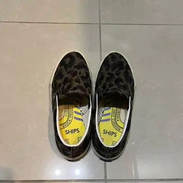 KEDS ships 콜라보 슬립온 스니커즈